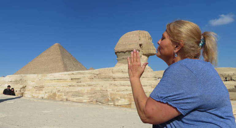 Giza Pyramids & Sakkara Memphis Day Tour