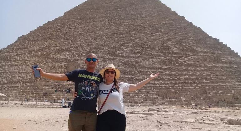 Giza Pyramids & Sakkara Memphis Day Tour