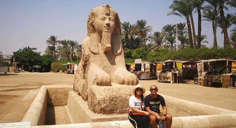 Giza Pyramids & Sakkara Memphis Day Tour