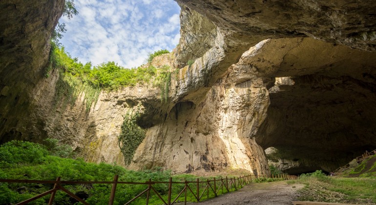 Three Caves Day Tour