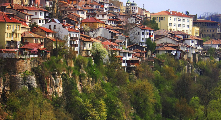 Tour to Veliko Tarnovo and Hotnitsa Waterfall