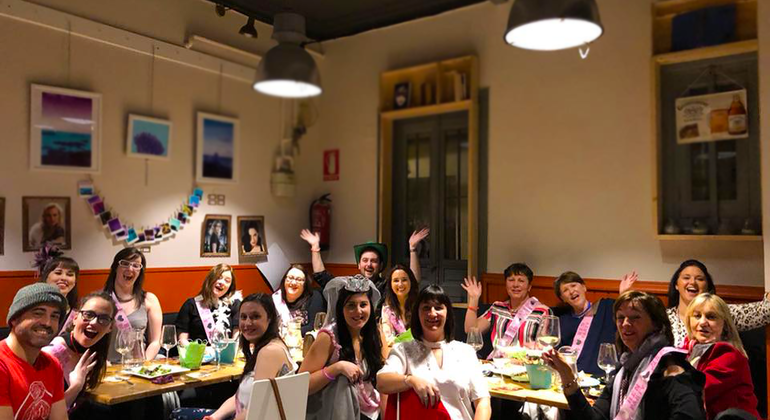 Madrid Wine Tasting & Flamenco Master Class + Pub Crawl Tour
