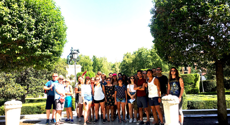Madrid Picnic Experience Tour