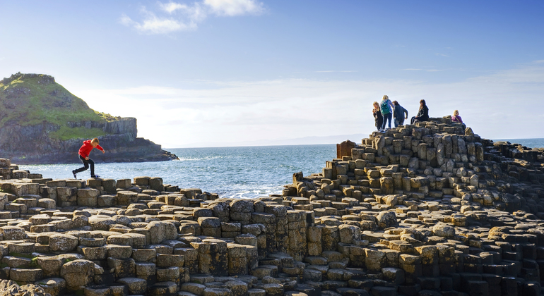 From Belfast : Titanic Experience & Giants Causeway Tour