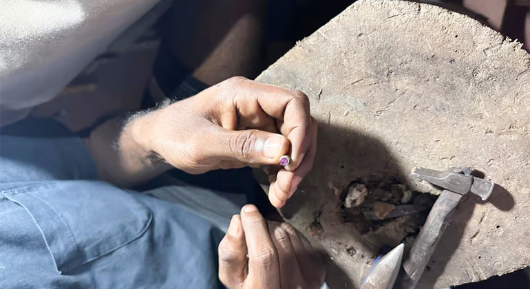 Taller de gemas y joyas: Galle