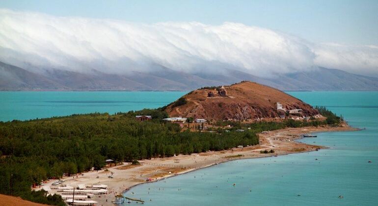 Four Day Private Guided Driving Tour in Armenia