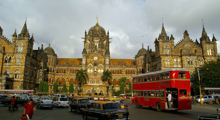 Mumbai City Tour on Aircon Car