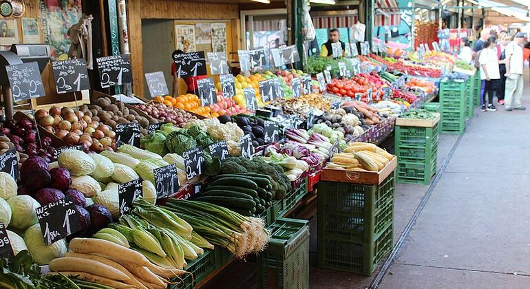 Naschmarkt Food Tour Vienna
