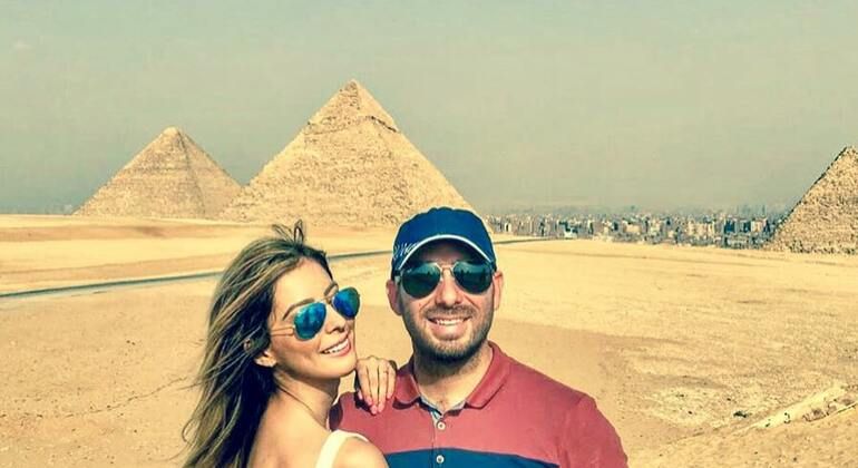 Giza Pyramids & Nile Dinner Cruise from Giza