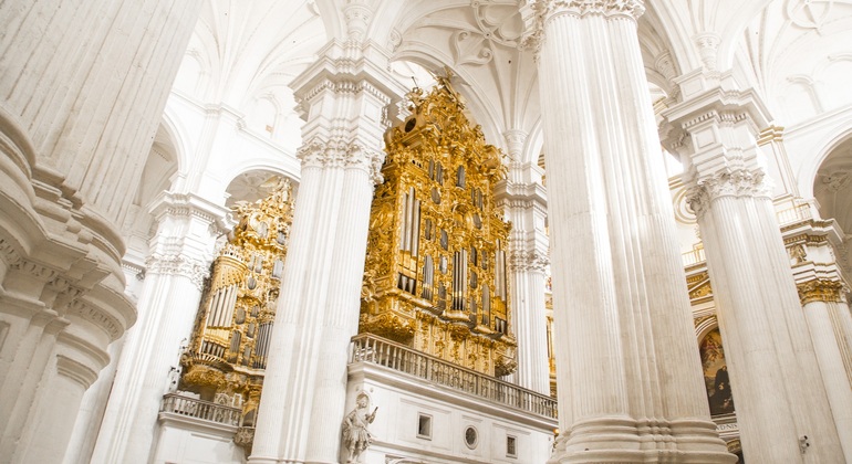 Kathedrale, Königliche Kapelle & Historisches Zentrum