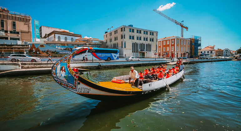 Paseo en barco por Moliceiro