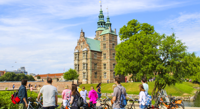 Two Hour City Highlights Bike Tour