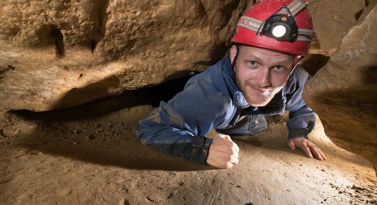 Adventure Caving Tour under Budapest