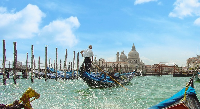 Venecia Tour a pie y góndola