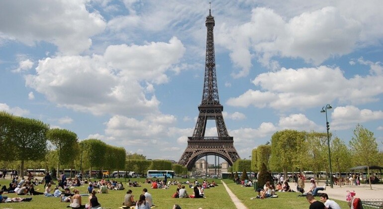 Private tour of Paris