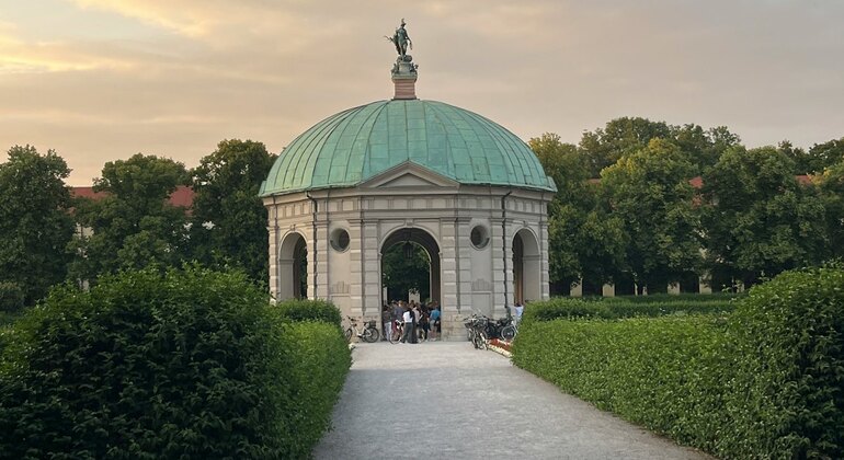 Ghosts of Munich: Self Guided Exploration Game