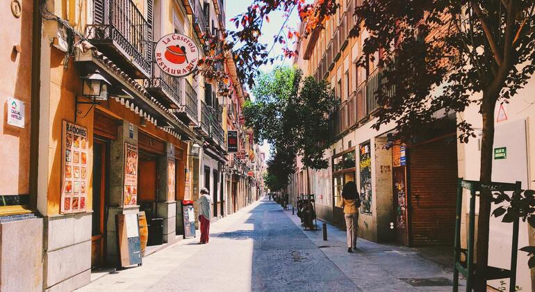 Hidden and Historical Gems of Madrid: Self-Guided Exploration Game