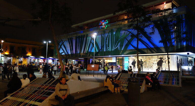 Private Street Food & Bar Crawl in Mexico City Tour