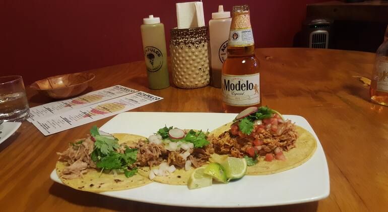 Private Street Food & Bar Crawl in Mexico City Tour