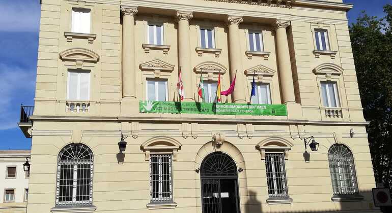 Vitoria Tour Memorial de las Víctimas del Terrorismo