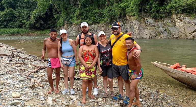 Tagesausflug: Abenteuer Embera Drua