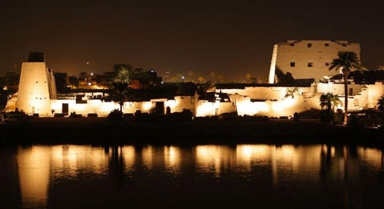 Espectáculo de Luz y Sonido en el Templo de Karnak desde Luxor