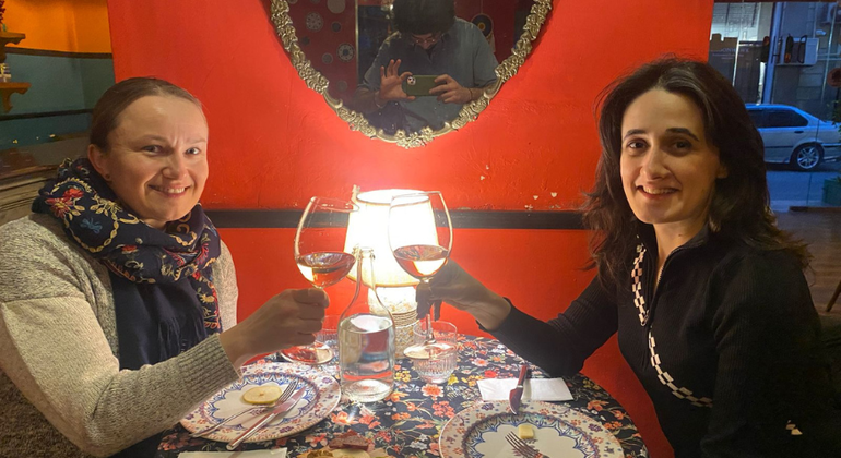 Baku Urban Wine Tasting und Crawl