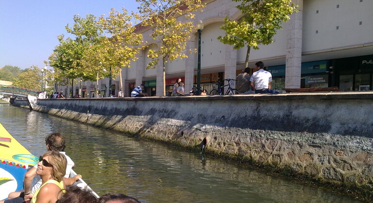 Barco panorámico Moliceiro en Aveiro