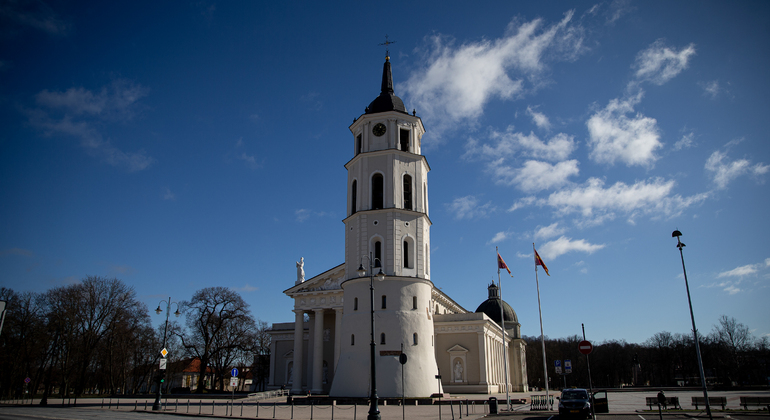 Regular City Bike Tour of Vilnius  “Iconic Landmarks & Hidden Gems”