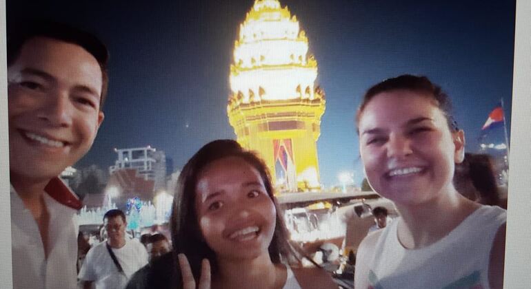 Tour notturno nascosto della città di Phnom Penh