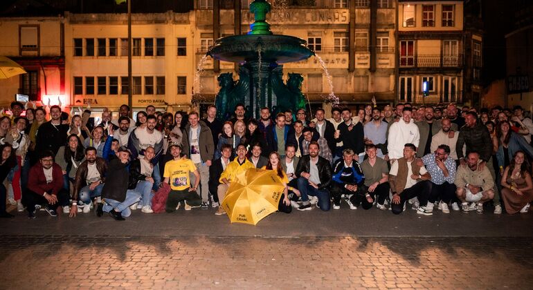 Porto Pub Crawl: 4Bars, 8Getränke, Spiele &amp; VIP Club Eintritt