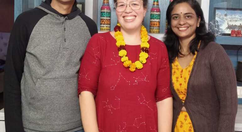 Erlebnis mit Gesprächen, Kochen und Essen in einem wunderschönen indischen Privathaus in Delhi