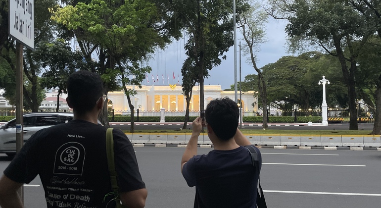Soziale und politische Tour durch Jakarta
