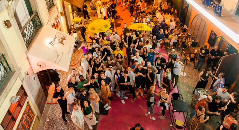 Pink Street Pubcrawl in Lissabon