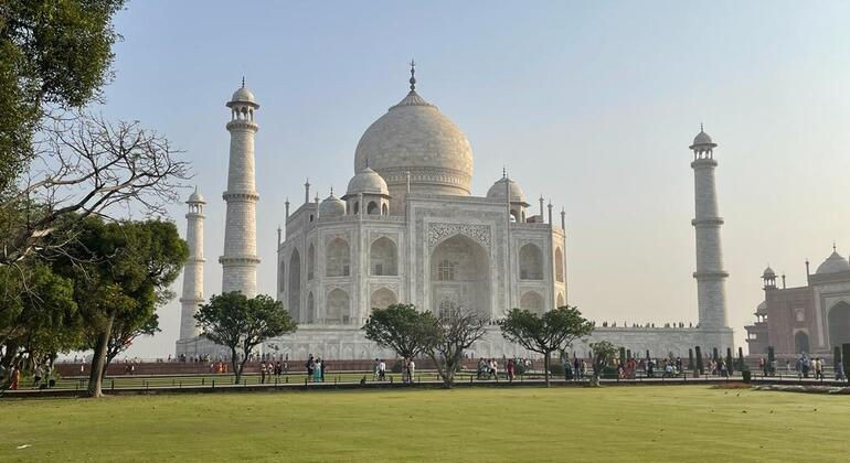 Tour da Delhi al Taj Mahal