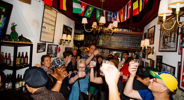 Taipeh Nachtleben Klassisches Pub Crawl & Bar Hopping