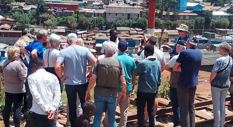 Nairobi: Explora la barriada de Kibera con guías locales