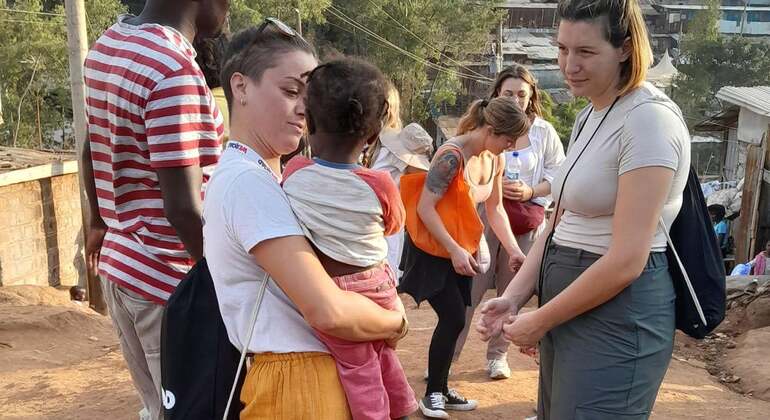 Nairobi: Geführte Tour durch den Kibera-Slum mit lokalen Sozialunternehmern