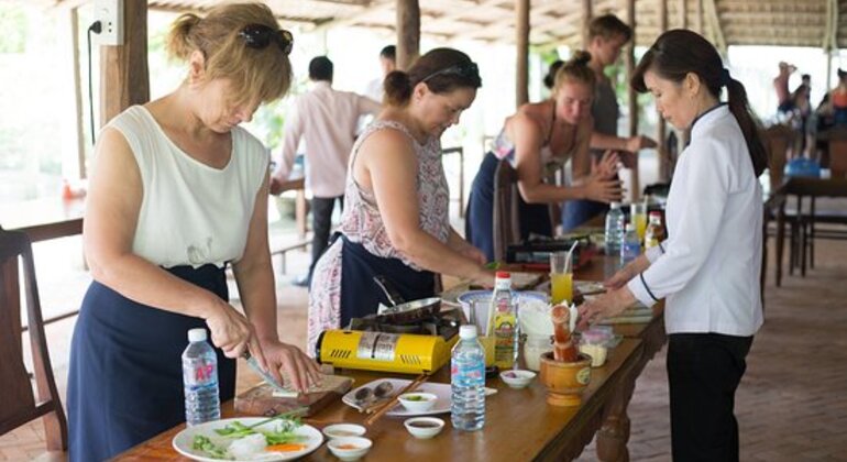 Kochkurs zum Mittag-/Abendessen mit einem lokalen Koch