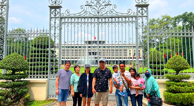 Medio día en Ho Chi Minh