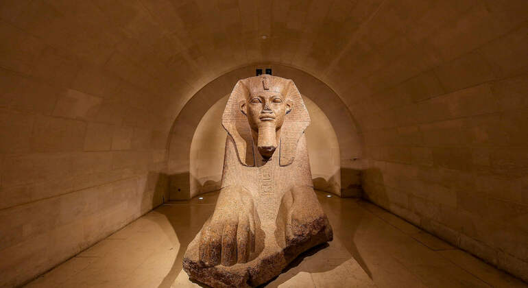 Audio Guide App: Louvre Museum, Paris (no ticket)
