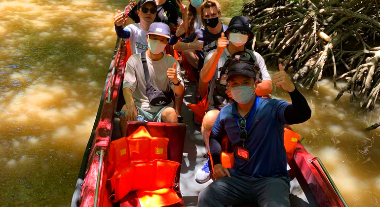 Explorar el bosque de manglares - Can Gio Isla de los Monos en barco y trekking