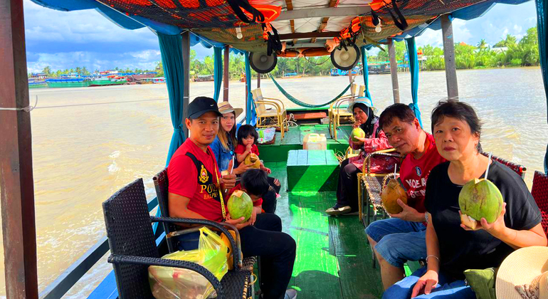 Excursión de lujo - Túneles de Cu Chi y Delta del Mekong Día Completo