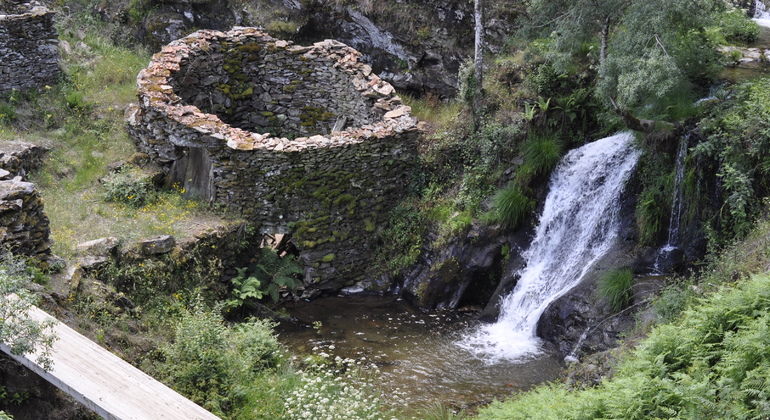 Serra da Estrela: Visita guiada por los senderos del Mondego: historias ocultas y naturaleza