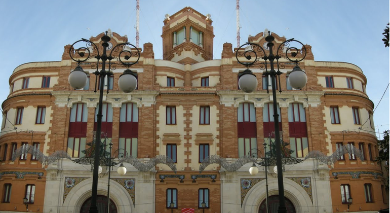 Tour Privado por Cádiz de 6 Horas en Español