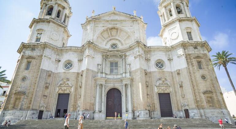 Tour Privado por Cádiz de 6 Horas en Español