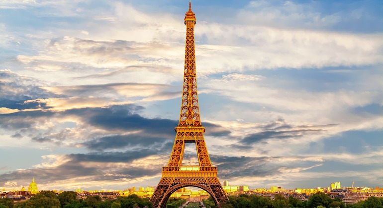 Six-Hour Private Tour of Paris