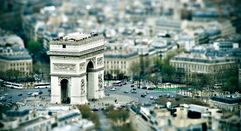 Six-Hour Private Tour of Paris