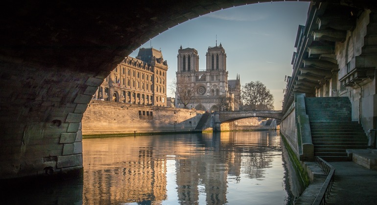 Six-Hour Private Tour of Paris