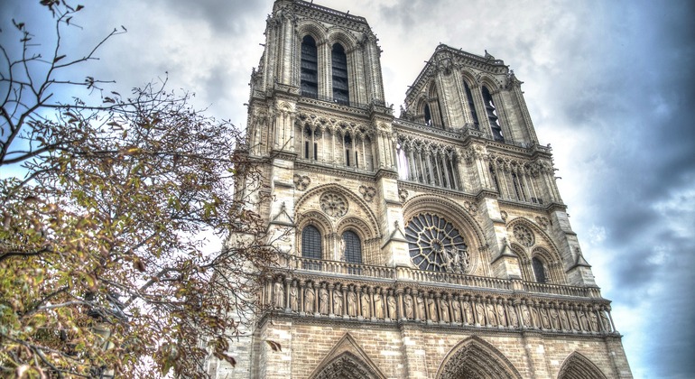 Six-Hour Private Tour of Paris